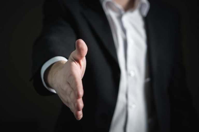 Relever le défi de recruter un Directeur Général dans le cadre d’une cession d’entreprise